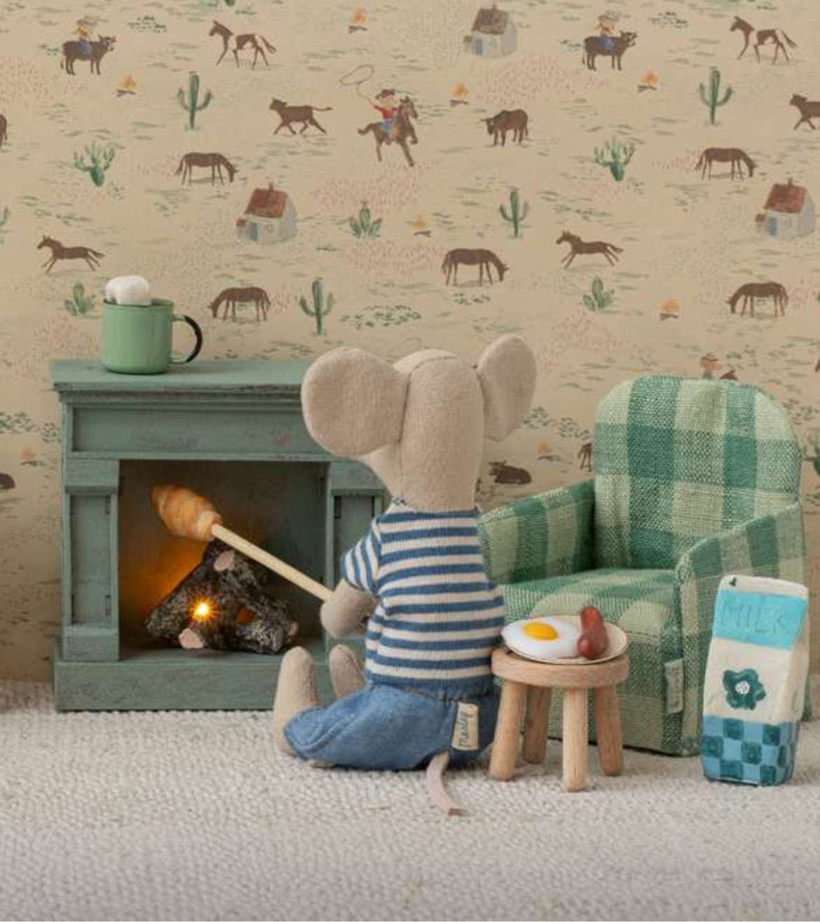 Maileg Mouse Fireplace, Blue